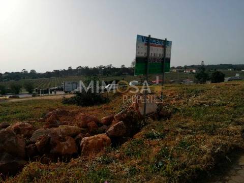 Oportunidade de Investimento – Terreno para Construção em Lagos