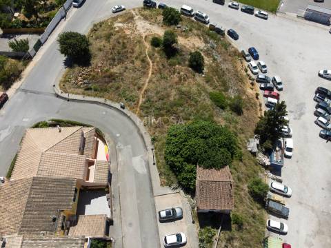 Oportunidade de Investimento – Terreno para Construção em Lagos