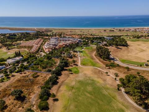 Terreno Para Construção T4 Venda em Lagos (São Sebastião e Santa Maria),Lagos