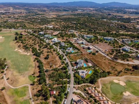 Terreno Para Construção T4 Venda em Lagos (São Sebastião e Santa Maria),Lagos