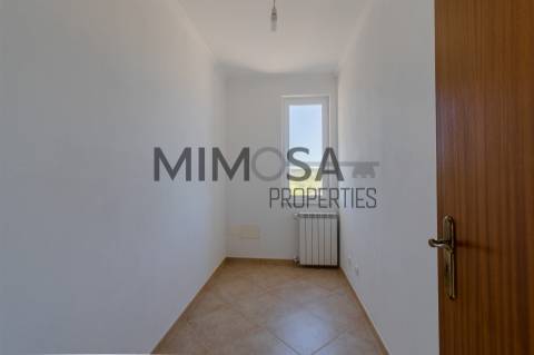 Encantadora casa tradicional, com piscina, localizada numa aldeia tranquila no coração do Algarve.