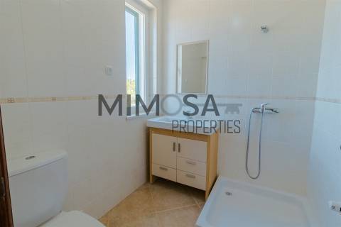 Encantadora casa tradicional, com piscina, localizada numa aldeia tranquila no coração do Algarve.