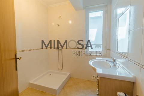 Encantadora casa tradicional, com piscina, localizada numa aldeia tranquila no coração do Algarve.