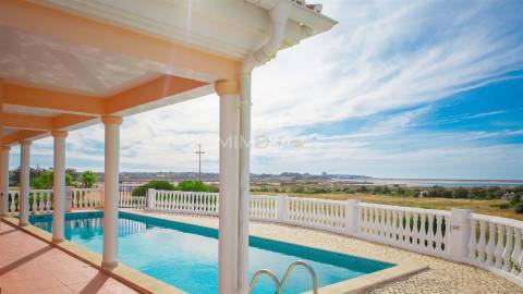 Moradia T6 Venda em Odiáxere,Lagos