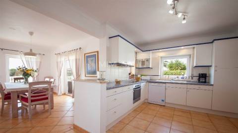 Moradia T6 Venda em Odiáxere,Lagos