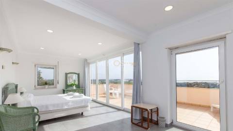 Moradia T6 Venda em Odiáxere,Lagos