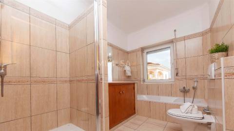 Moradia T6 Venda em Odiáxere,Lagos