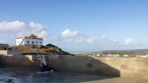 Nova Moradia T2+1 Duplex com Vista Mar na Aldeia da Carrapateira