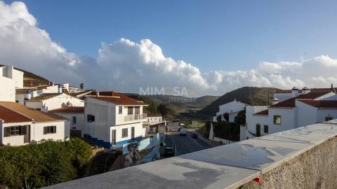 Nova Moradia T2+1 Duplex com Vista Mar na Aldeia da Carrapateira