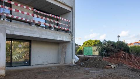 Nova Moradia T2+1 Duplex com Vista Mar na Aldeia da Carrapateira