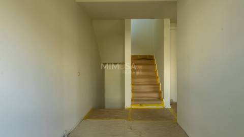 Nova Moradia T2+1 Duplex com Vista Mar na Aldeia da Carrapateira