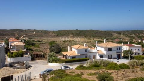 Novo Apartamento T1+1 com Vista Mar na Aldeia da Carrapateira