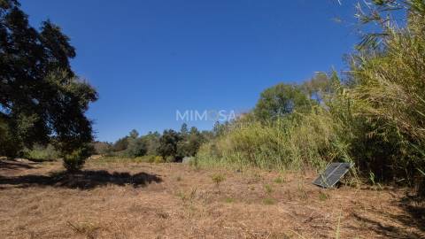 Herdade com 7,1 hectares com Potencial Turístico em Aljezur