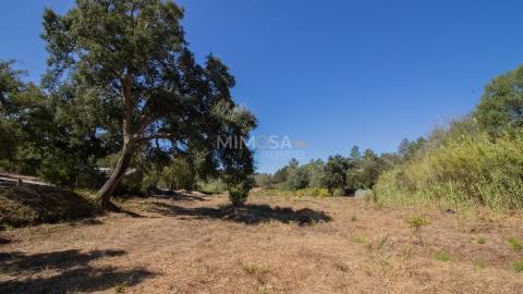 Herdade com 7,1 hectares com Potencial Turístico em Aljezur