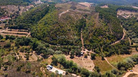 Herdade com 7,1 hectares com Potencial Turístico em Aljezur