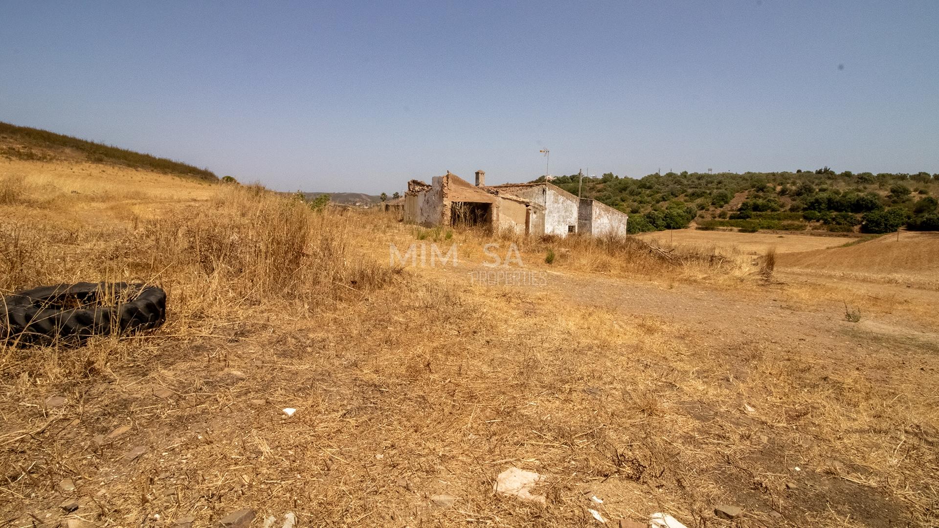 Quinta com Moradia e Terrenos de 16ha – Colinas Verdes, Lagos