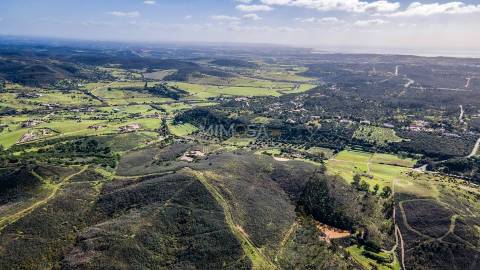 Quinta com Moradia e Terrenos de 12ha – Colinas Verdes, Lagos