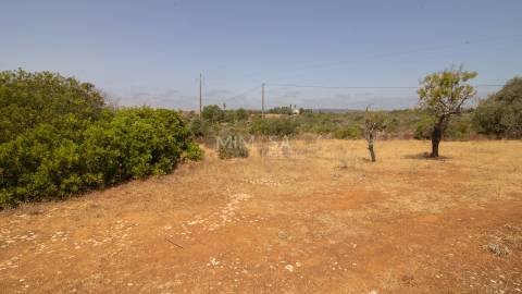 Terreno de 2ha com Ruina junto à Praia da Luz, Lagos