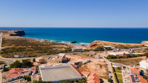 Moradia T3 + Lote na Vila de Sagres, Algarve