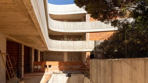 Novo Apartamento de Luxo com Terraço e Jacuzzi em Lagos