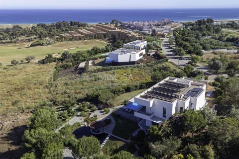 Terreno Para Construção T4 Venda em Lagos (São Sebastião e Santa Maria),Lagos