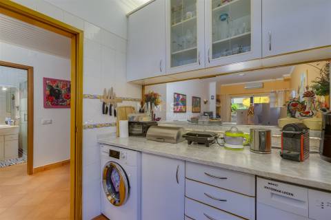 Apartamento T1 com Piscina na Meia Praia, Lagos