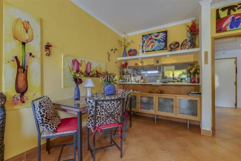 Apartamento T1 com Piscina na Meia Praia, Lagos