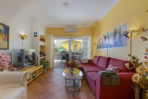 Apartamento T1 com Piscina na Meia Praia, Lagos