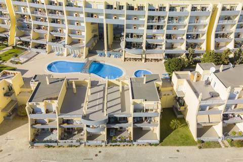 Apartamento T1 com Piscina na Meia Praia, Lagos