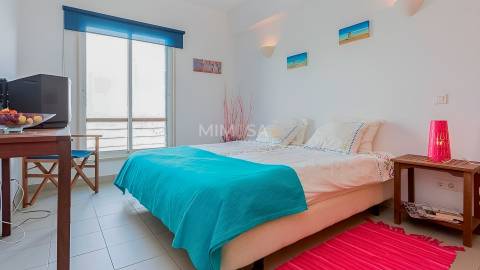 Apartamento T2 com Varanda e Garagem na Marina de Lagos