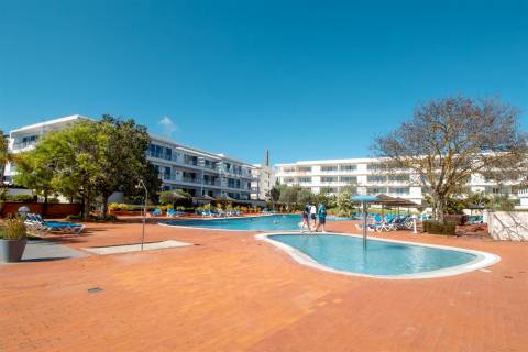 Apartamento T2 com Varanda e Garagem na Marina de Lagos