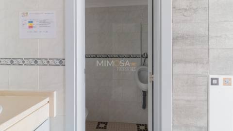 Loja  Venda em Lagos (São Sebastião e Santa Maria),Lagos