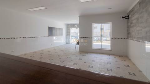 Loja  Venda em Lagos (São Sebastião e Santa Maria),Lagos