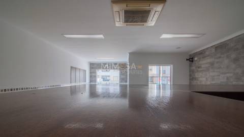 Loja  Venda em Lagos (São Sebastião e Santa Maria),Lagos