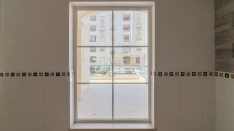 Loja  Venda em Lagos (São Sebastião e Santa Maria),Lagos