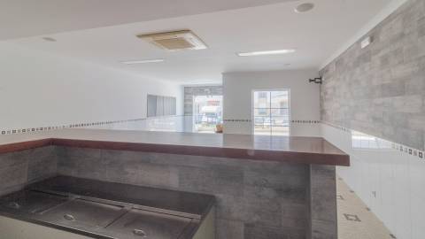 Loja  Venda em Lagos (São Sebastião e Santa Maria),Lagos