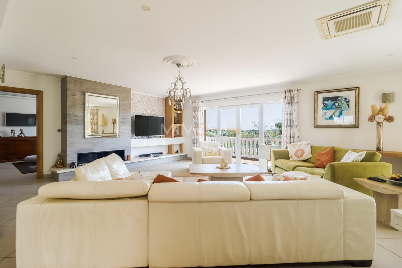 VISTA MAR - Moradia T6 Exclusiva à Venda em Lagos