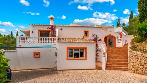 VISTA MAR - Moradia T6 Exclusiva à Venda em Lagos