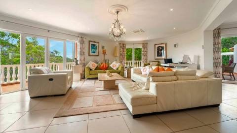 VISTA MAR - Moradia T6 Exclusiva à Venda em Lagos