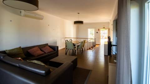 Moradia em Banda T2 - Arão, Mexilhoeira Grande