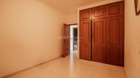 Apartamento T3 espaçoso e luminoso no centro de Lagos