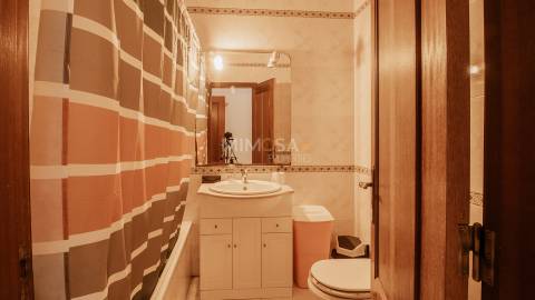 Apartamento T3 espaçoso e luminoso no centro de Lagos