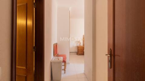 Apartamento T3 espaçoso e luminoso no centro de Lagos