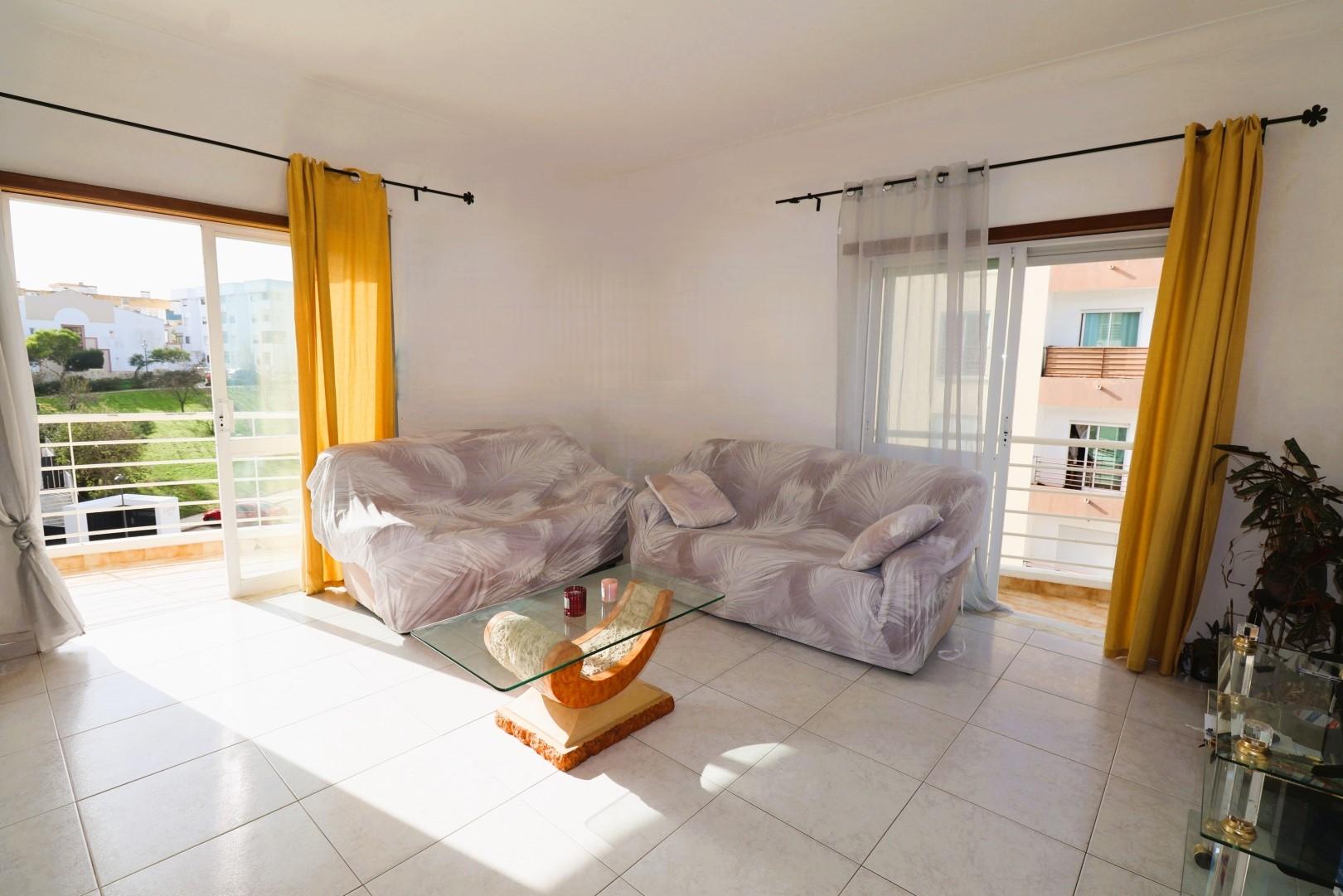 Apartamento T3 espaçoso e luminoso no centro de Lagos