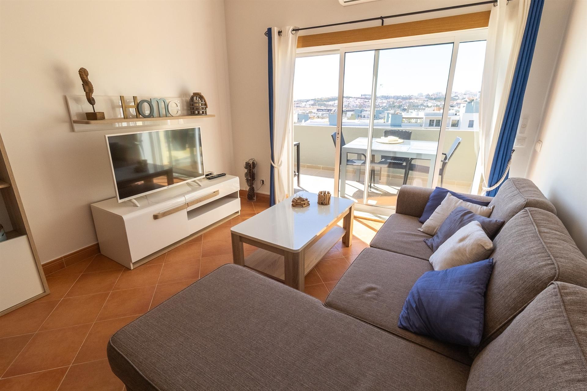 Apartamento T1 com Vista Mar sobre a Meia Praia, Lagos