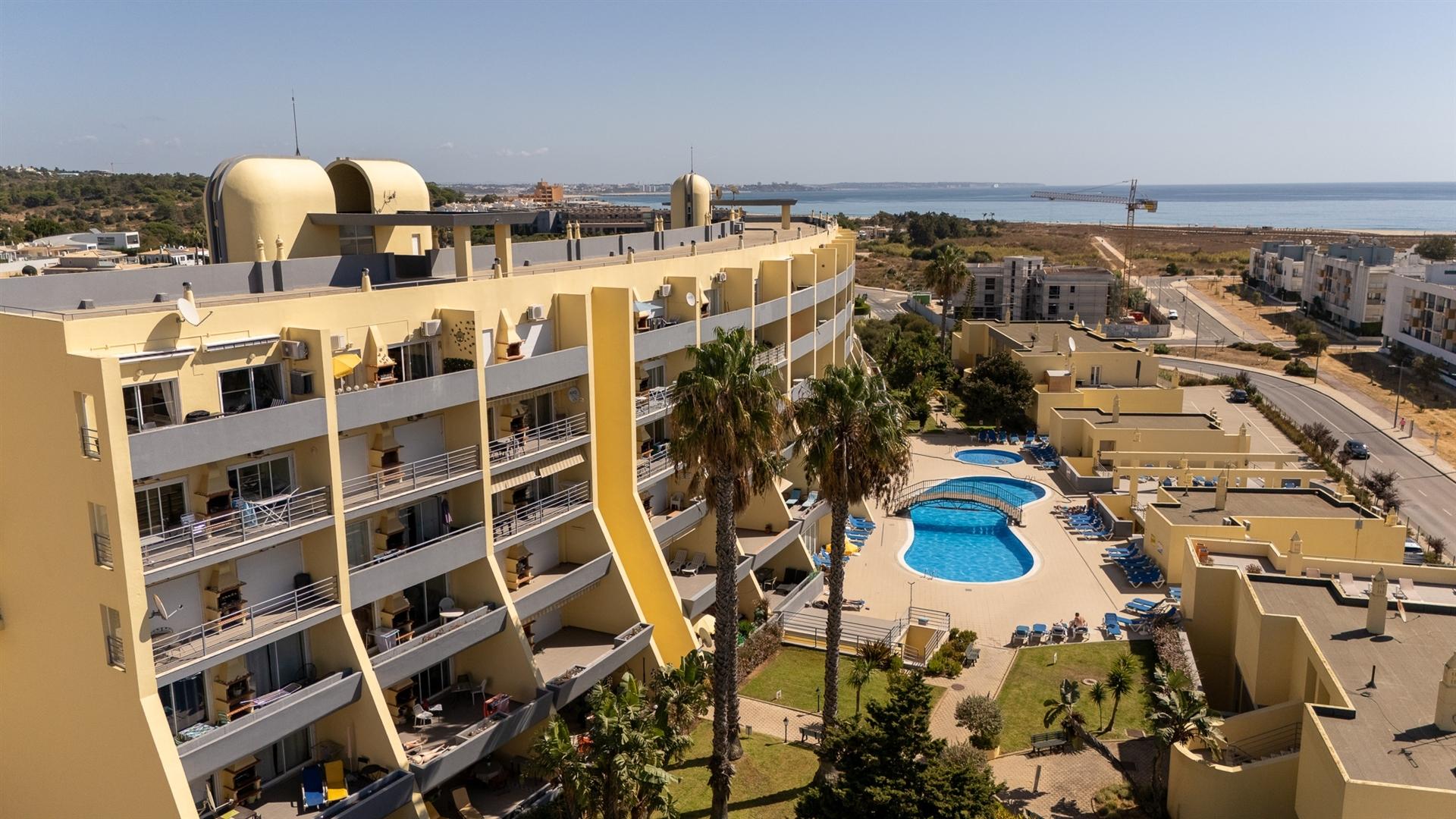 Apartamento T1 com Vista Mar sobre a Meia Praia, Lagos