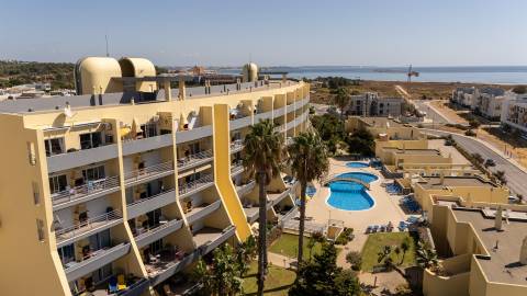 Apartamento T1 com Vista Mar sobre a Meia Praia, Lagos