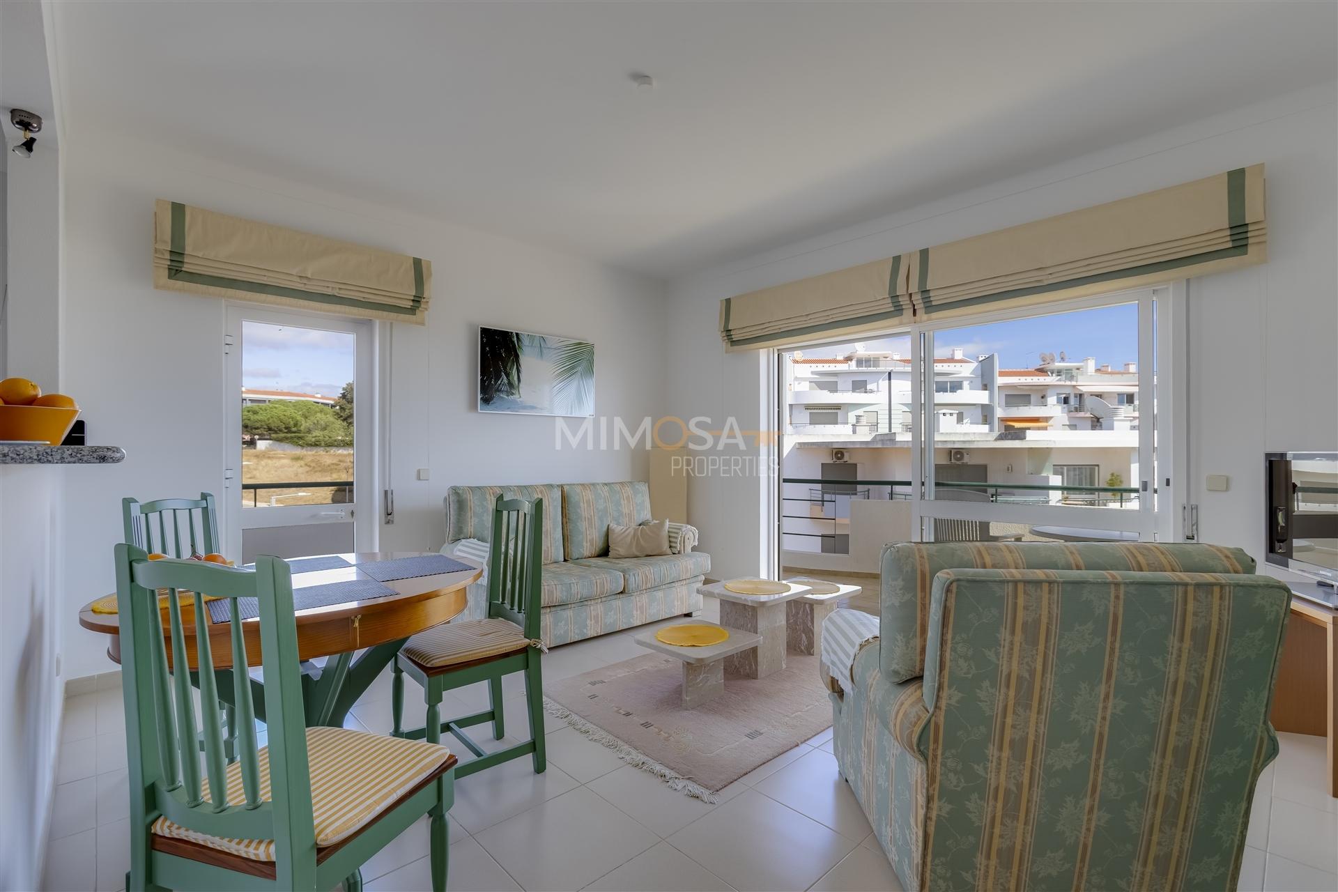 Apartamento T2 com Vista Panorâmica sobre a Meia Praia, Lagos