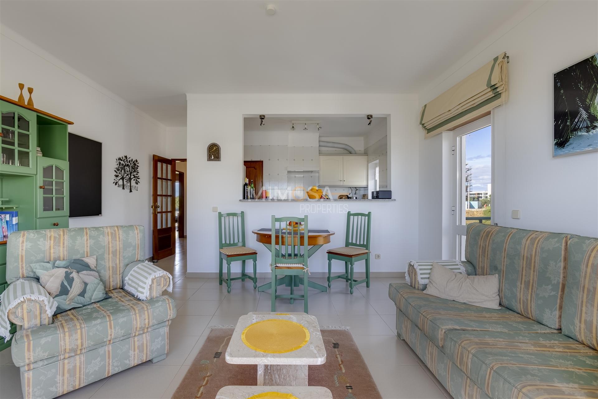 Apartamento T2 com Vista Panorâmica sobre a Meia Praia, Lagos