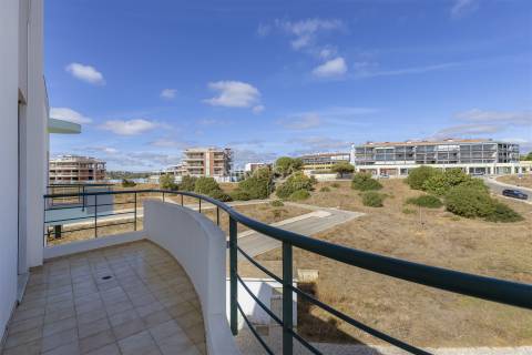 Apartamento T2 com Vista Panorâmica sobre a Meia Praia, Lagos